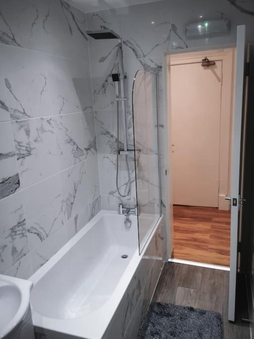 S.H Apartments Γλασκώβη Εξωτερικό φωτογραφία